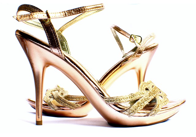 zlaté taneční boty