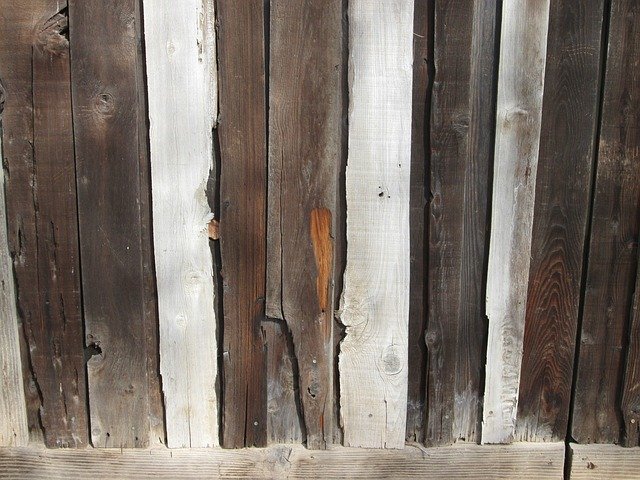starý dřevěný plot